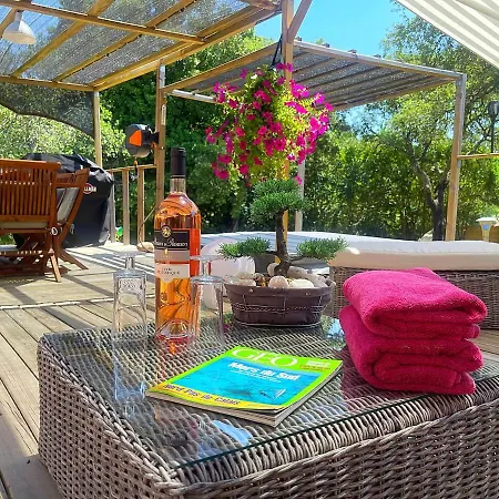 Perle Du Maquis Homestay